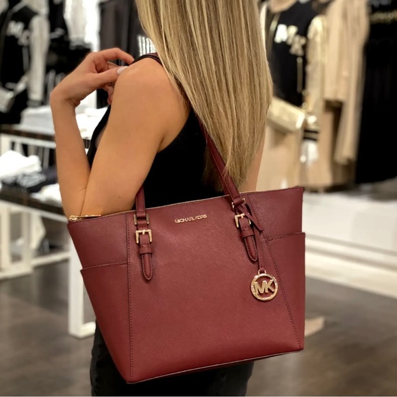 SALE! Michael Kors purse and wallet - Picture 15 of 15